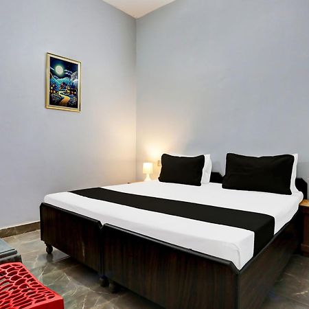 Super Hotel Live View Indraprastha Εξωτερικό φωτογραφία